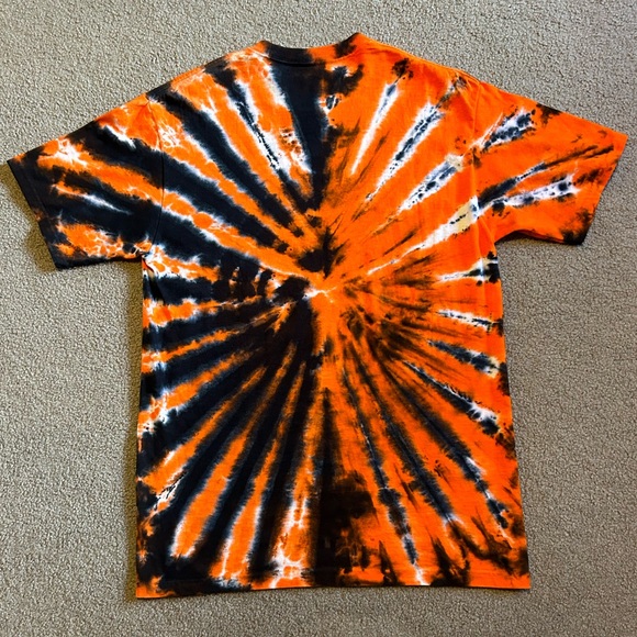 San Francisco Giants Burst Tie-Dye T-Shirt - Picture 2 of 6